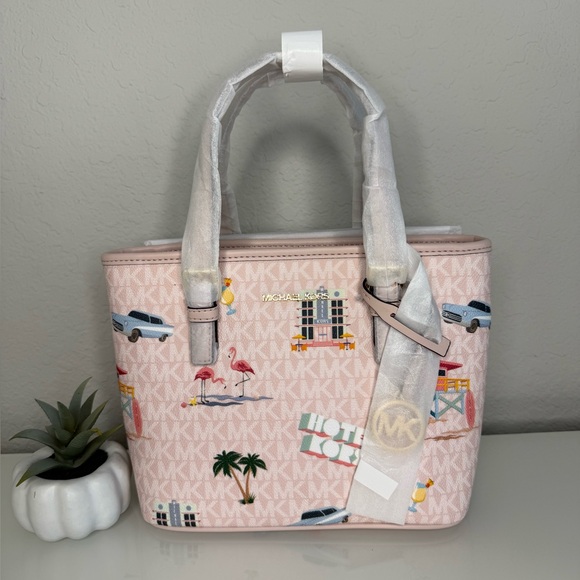 MICHAEL KORS XS Carryall Crossbody Tote 
Limited Edition MIAMI print
NWT - Picture 1 of 9